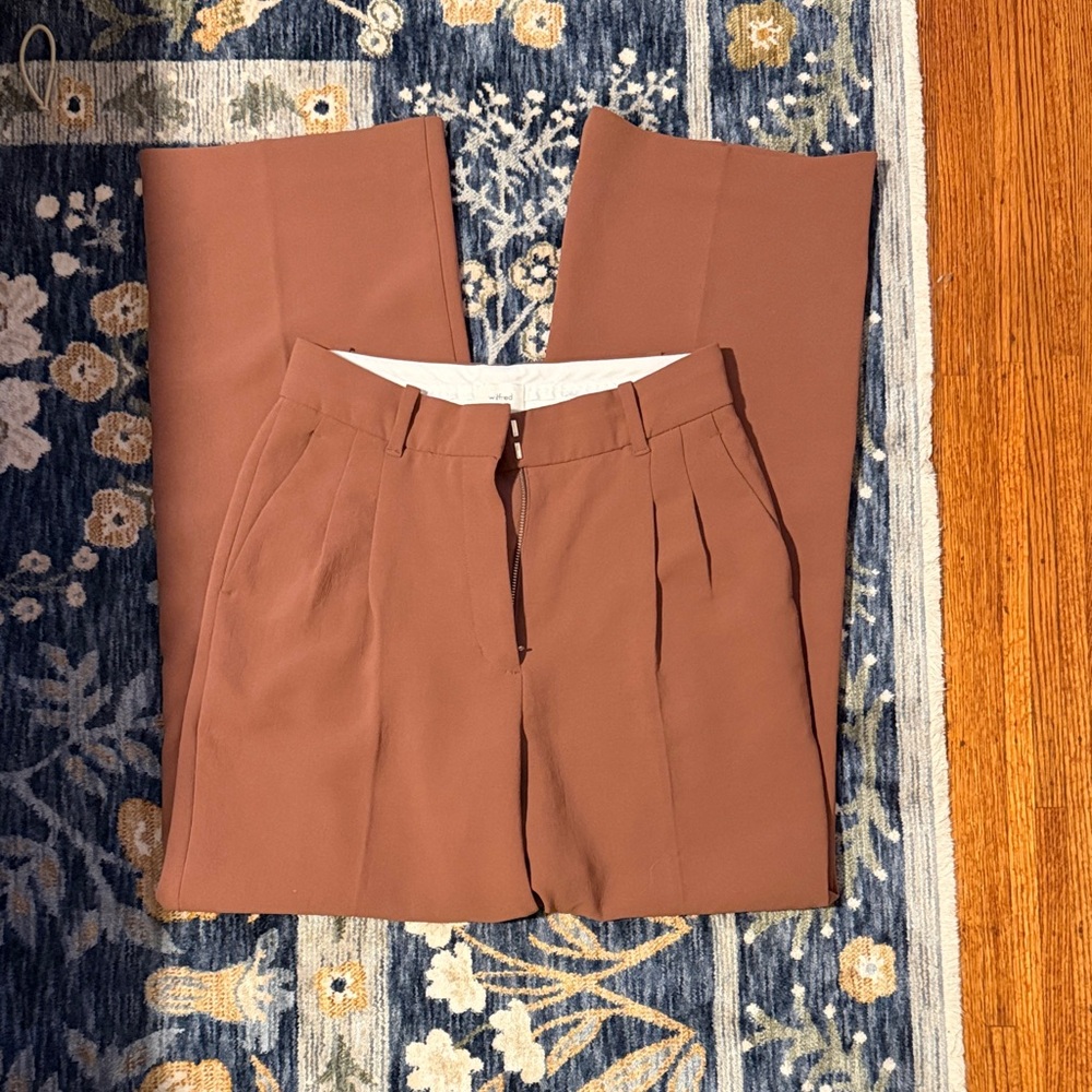Aritzia Wilfred Effortless pants red mocha size 4